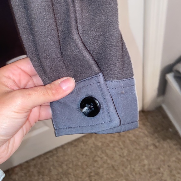 Charcoal gray shacket - Picture 4 of 6